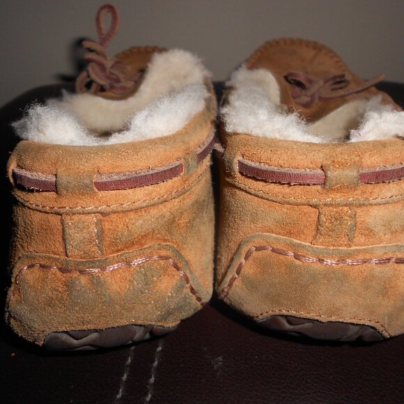 UGG 5612 DAKOTA MOCCASINS SLIPPERS CHESTNUT SUEDE SHOE US WOMEN'S 9 - Picture 4 of 6